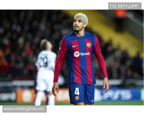 卡拉格直言阿劳霍表现不佳巴萨若想进步需考虑出售他